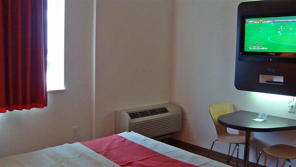 モーテル 6 イーグル パス レイクサイド イーグル・パス 部屋 写真